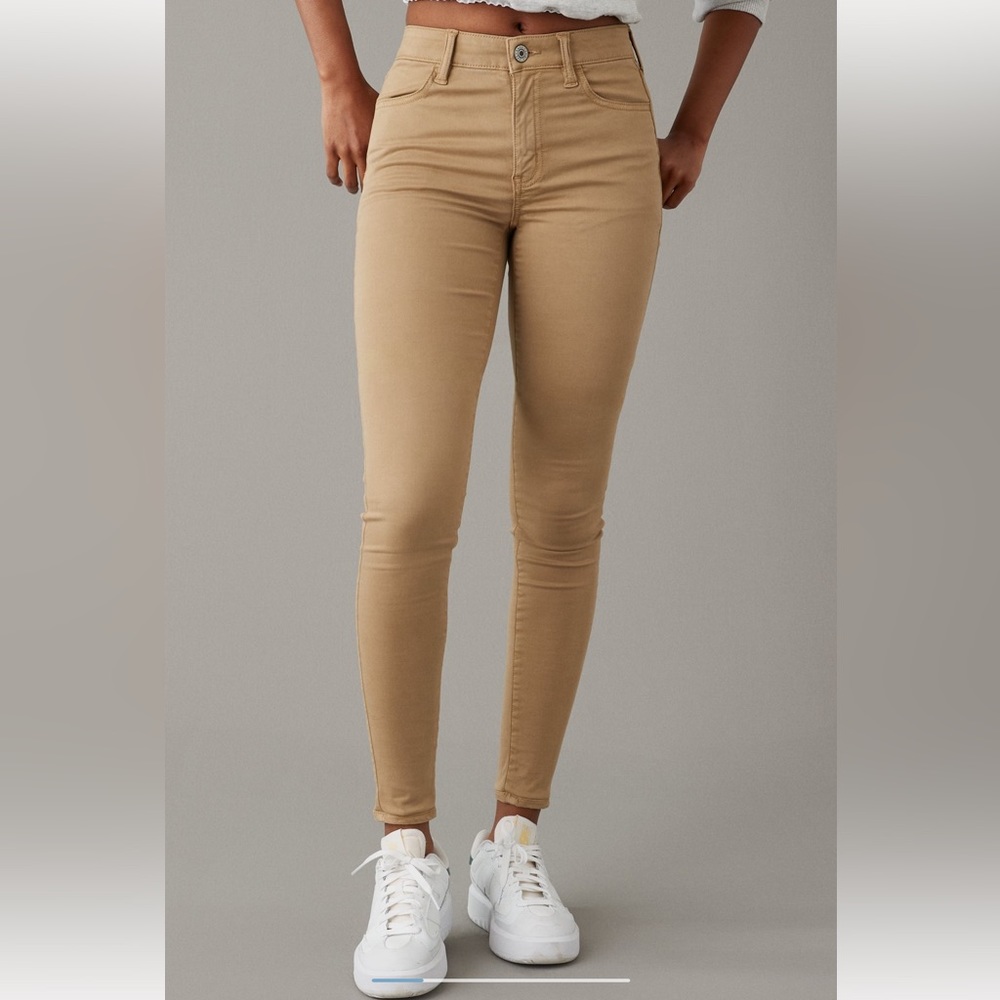 AE Khaki Jeggings